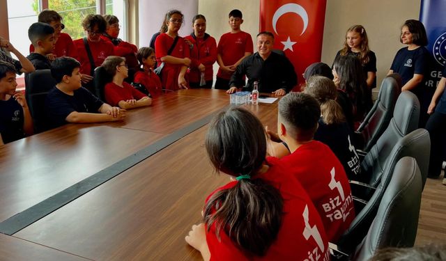 "Biz Bir Takımız" Projesi Kapsamında Yozgat Ekibinden Müdür Demir'e Ziyaret