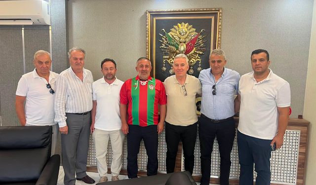 Başkan Yıldırım, Osmanelispor Yönetimini Ağırladı