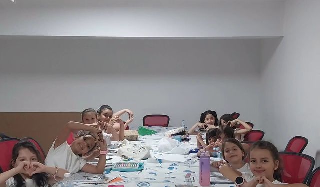 Bilecik’te Çocuklar Sanat ve Bilimi Birleştirdi