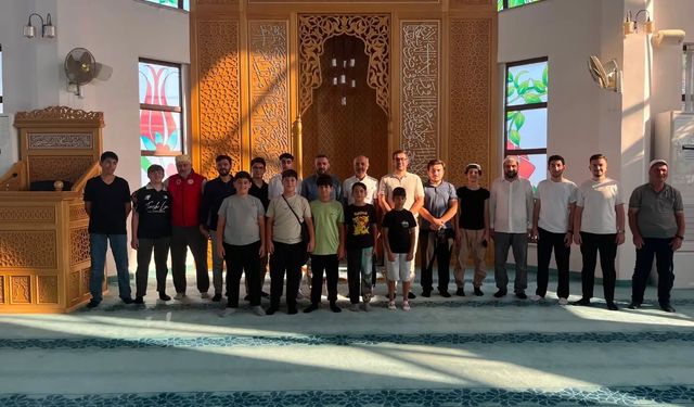 Bozüyük’te Gençler Cami Buluşmasında Bir Araya Geldi