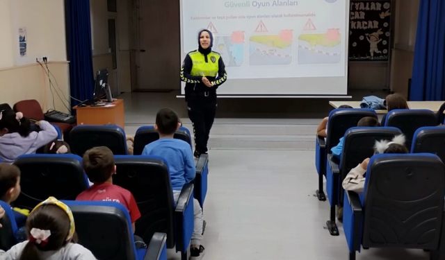 Bilecik’te 90 Öğrenciye Trafik Güvenliği Eğitimi