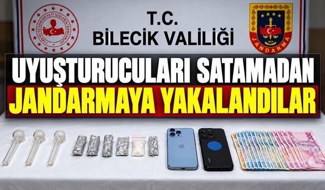 Uyuşturucuları satamadan jandarmaya yakalandılar