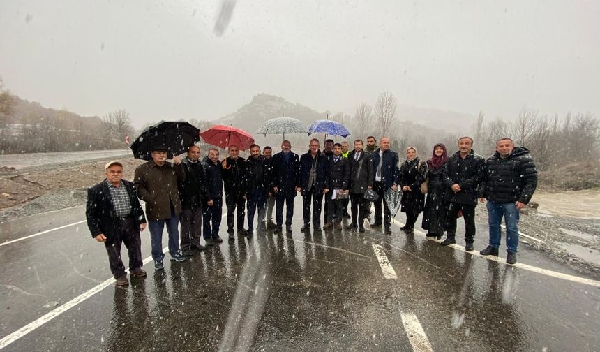 Domaniç-Tavşanlı Karayolu'nun en zor ve tehlikeli kısmı olan 6,2 kilometrelik kısmı törenle trafiğe açıldı