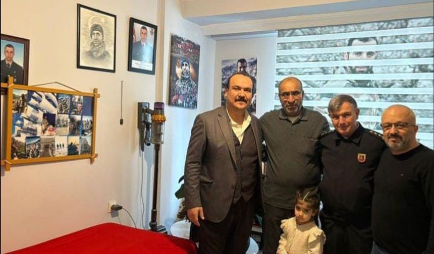 Şehit Piyade Uzman Çavuş Abdulhamit Bilgen'in ailesini yalnız bırakmadılar