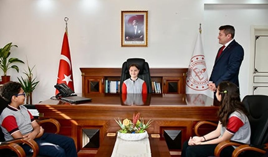 İL MİLLİ EĞİTİM MÜDÜRLÜĞÜNDE GELENEKSEL DEVİR TESLİM