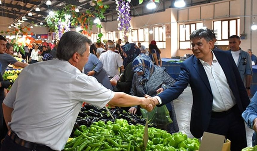 BAŞKAN DURGUT, PAZARCI ESNAFI İLE BİR ARAYA GELDİ