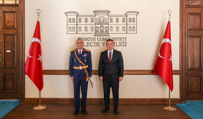 Tümgeneral Ali Özmen'den Vali Sözer’e Ziyaret