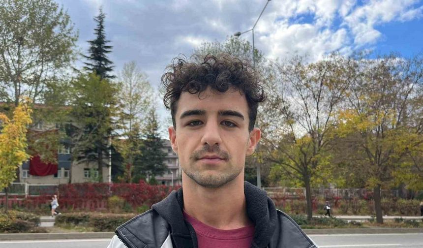 Taraftara bıçakla koşan futbolcuyla alakalı görgü tanığı o anları anlattı