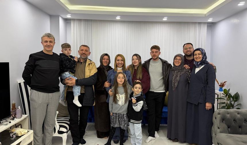 Başkan Tekin: “Bayram Bitti Ama Gönül Köprüleri Baki Kaldı”