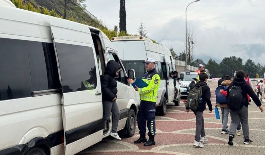 Bilecik’te Okul Servislerine Sıkı Denetim: Bir Araca Ceza Kesildi