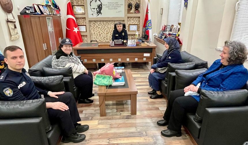 Hayali Polis Olan Şeyma’dan Emniyete Anlamlı Ziyaret