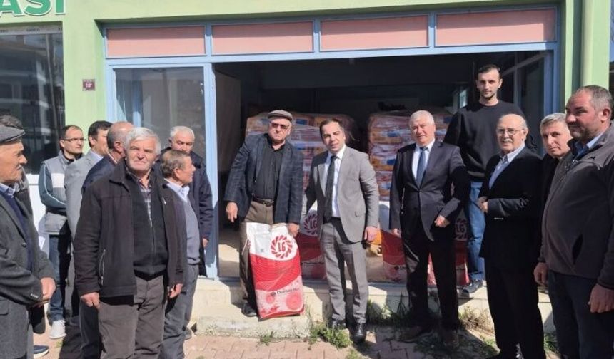 Yenipazar’da Üreticiye Ayçiçeği Tohumu Desteği