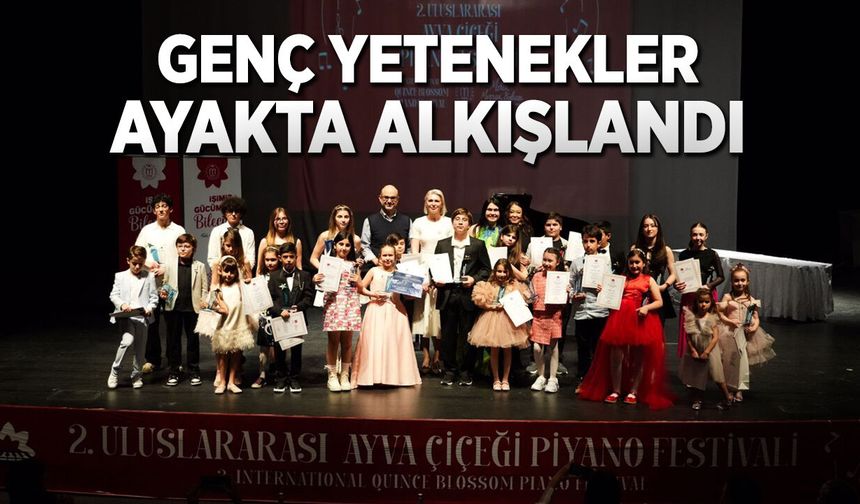 Genç Yetenekler Ayakta Alkışlandı