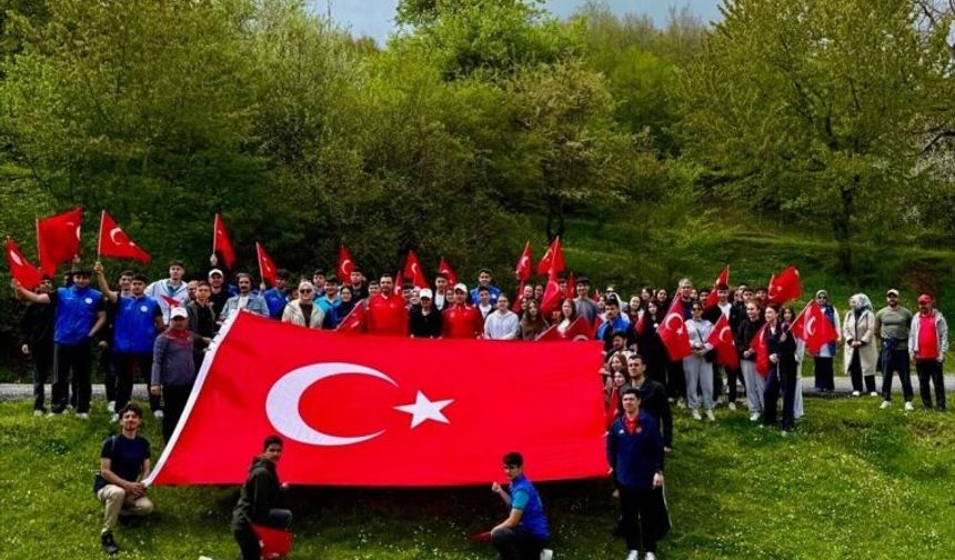 Söğüt’te Gençlik Haftası Doğa Yürüyüşü ile Coşkuyla Devam Etti