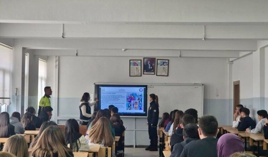 Söğüt’te öğrencilere güvenlik ve siber farkındalık eğitimi