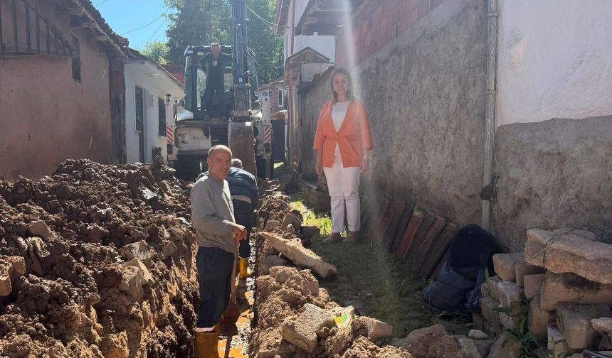 Başkan Tekin: “İlçemizin Altyapı ve Üstyapı Çalışmalarını Aralıksız Sürdürüyoruz”