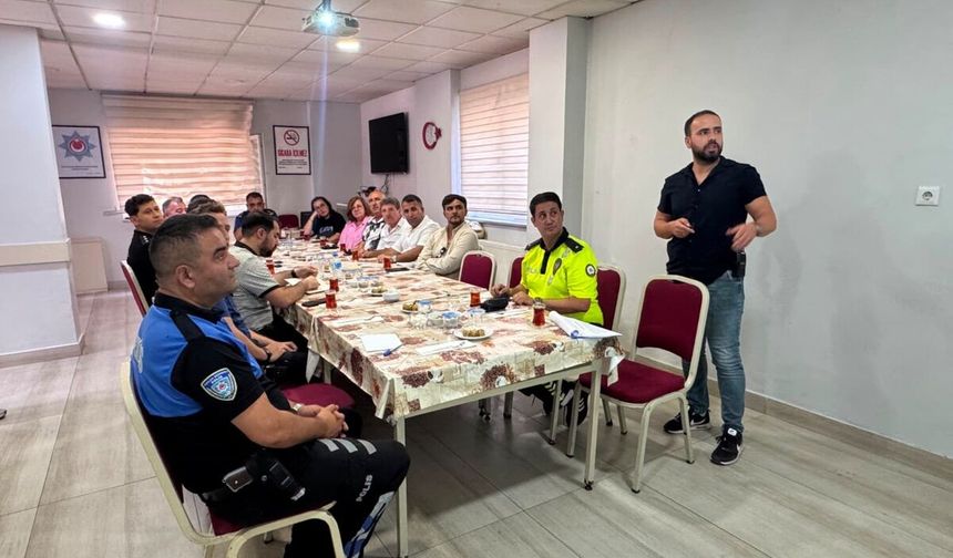 Bozüyük’te huzur ve güven için muhtarlarla koordinasyon toplantısı