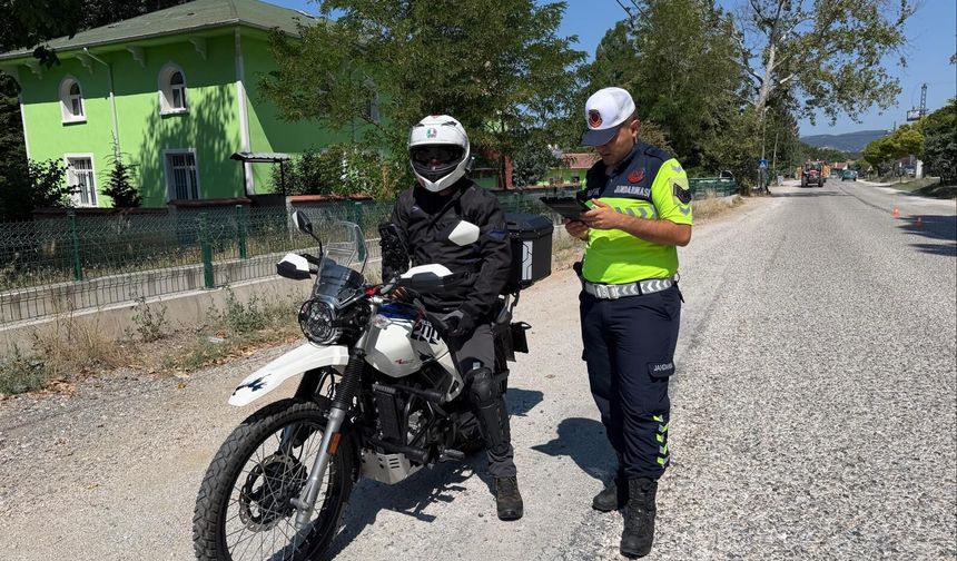 Bozüyük’te Motosiklet Sürücülerine Güvenli Sürüş Eğitimi