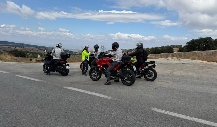 Söğüt’te Motosiklet Sürücülerine Güvenli Sürüş Eğitimi