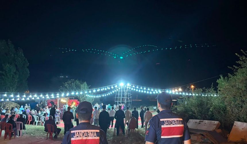 Jandarmadan Kına Gecelerinde Silah Uyarısı