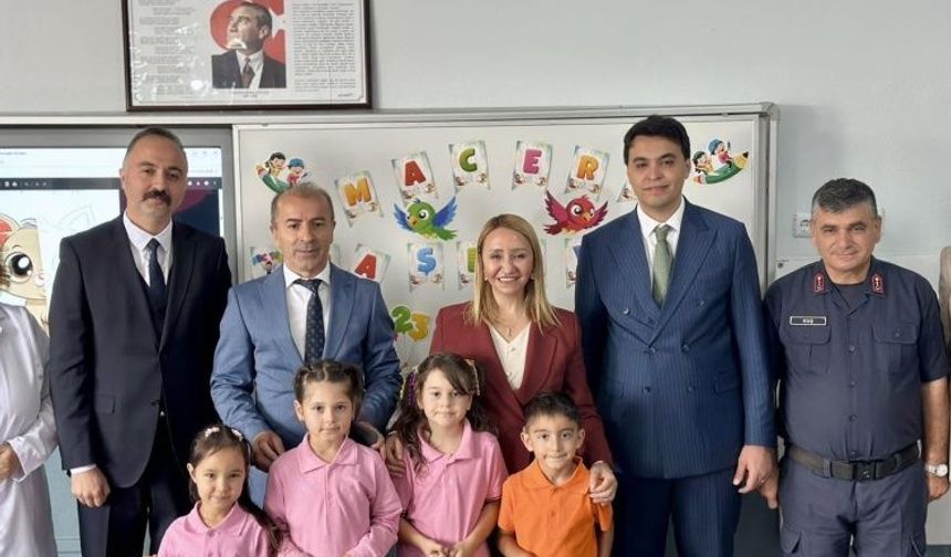 Pazaryeri’nde minik öğrencilerin ilk gün heyecanına ortak oldular