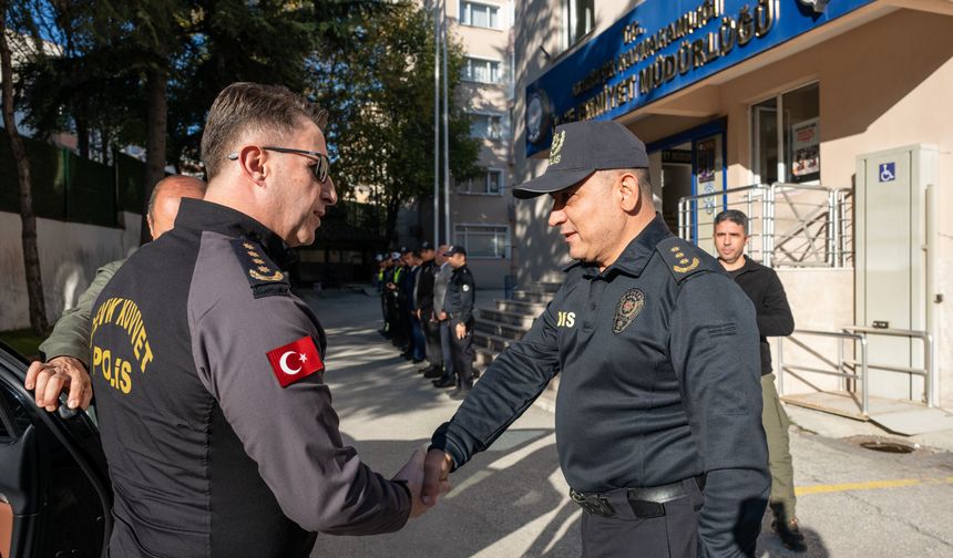 Erdem Çağlar’dan Bozüyük İlçe Emniyet Müdürlüğüne ziyaret