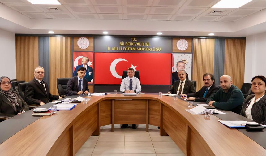 Refik Arslan Öztürk Fen Lisesinde eğitim masaya yatırıldı