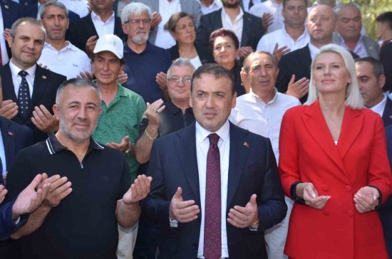Muhtarlar 30 Ağustos’ta Bin 500 Kişiye Aşure Dağıttı 307