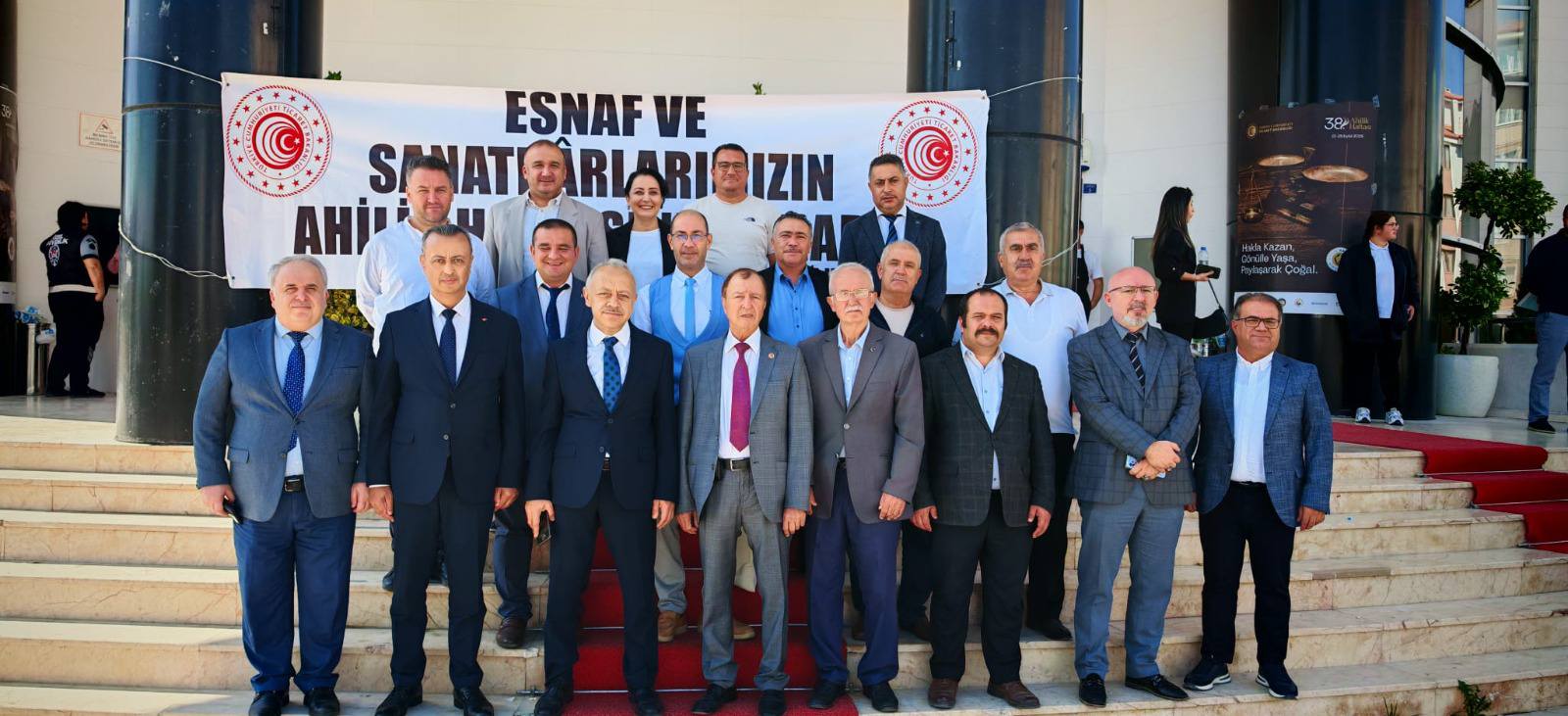 Ahilik Panelinde Buluştular 2442 (1)