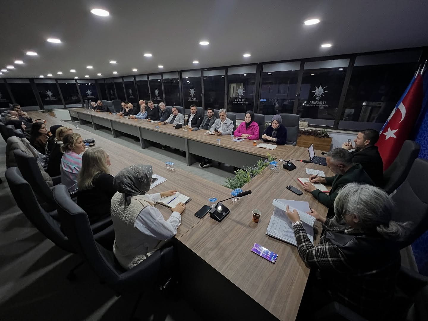 Başkan Yıldırım Teşkilatımız Sahada, Milletimizin Emrindeyiz. 2604
