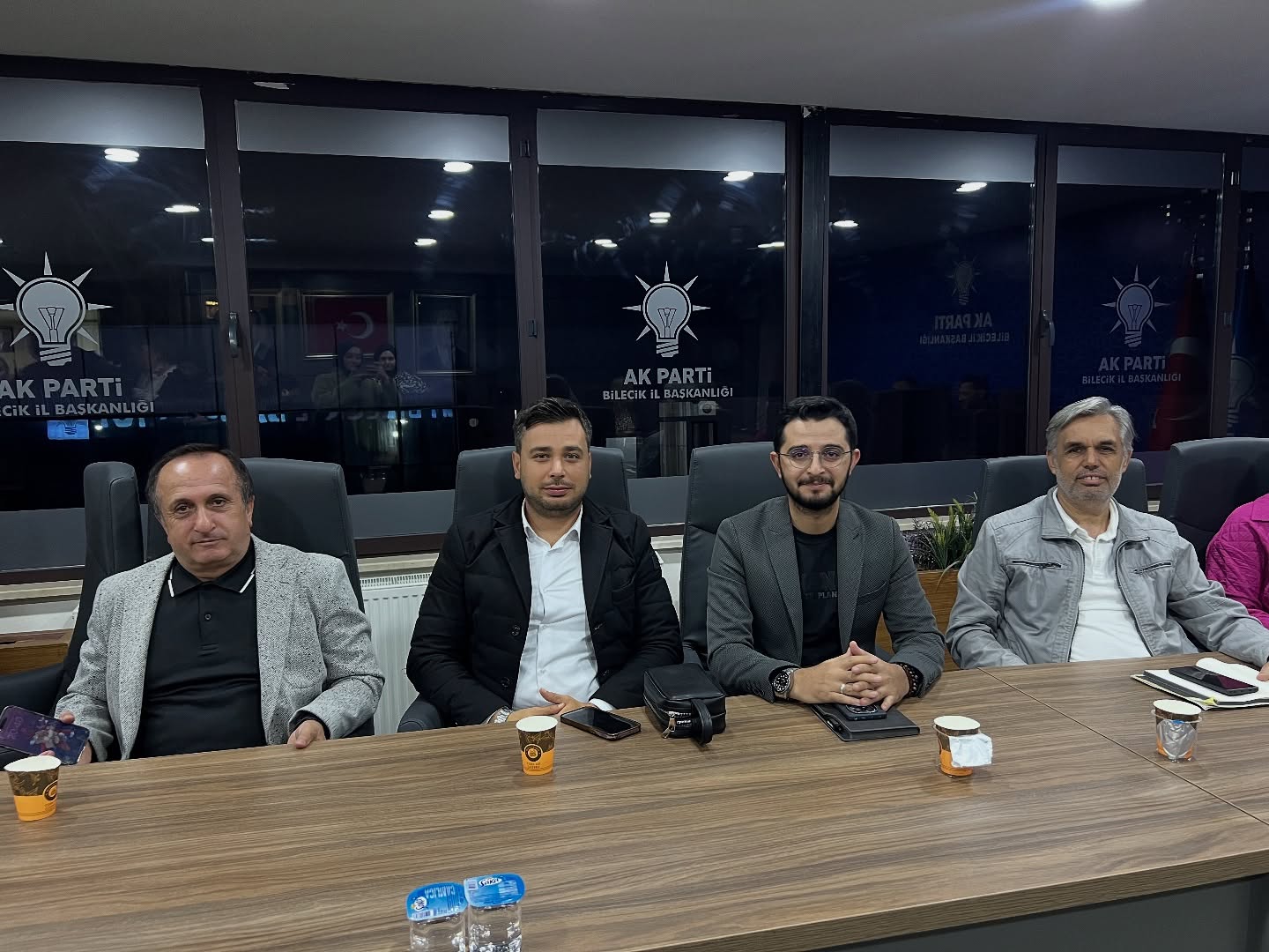 Başkan Yıldırım Teşkilatımız Sahada, Milletimizin Emrindeyiz. 2606