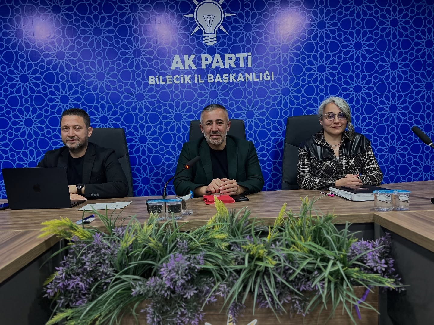 Başkan Yıldırım Teşkilatımız Sahada, Milletimizin Emrindeyiz. 2608 (1)