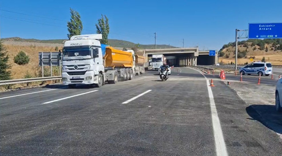 Bilecik Bozüyük Karayolunda Asfalt Çalışması Tamamlandı 2282 (1)