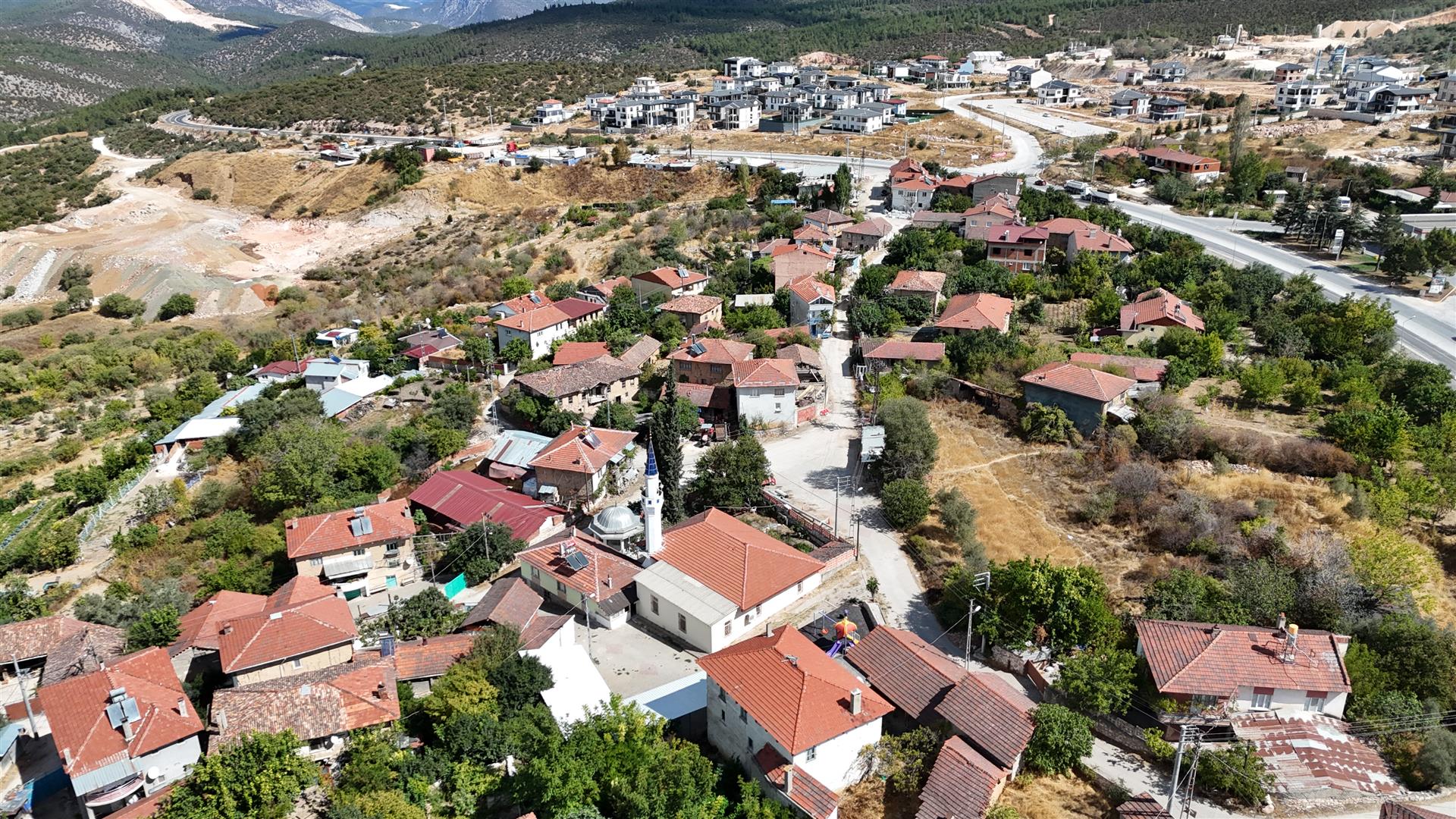 Gülümseyen Tari̇h Bi̇leci̇k’i̇n Gülümbe Köyü 2050