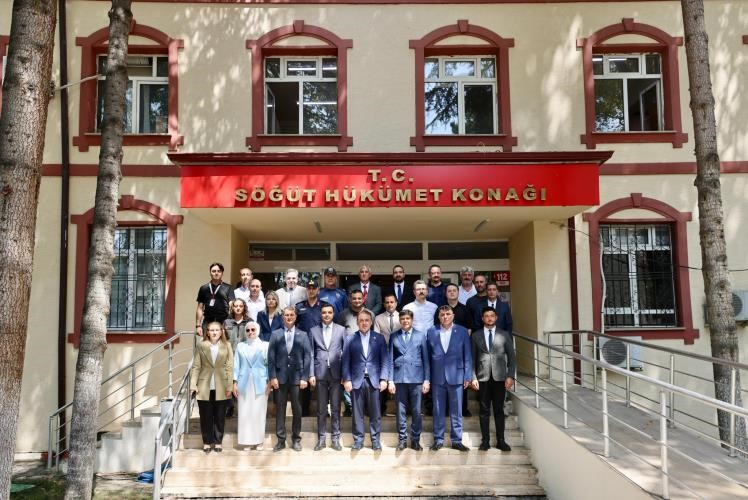 Söğüt’te Kamu Hizmetleri Değerlendirildi 911