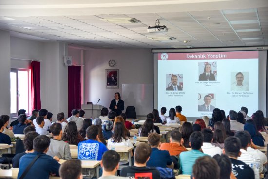 Tıp Fakültesinde İlk Ders Heyecanı 1238