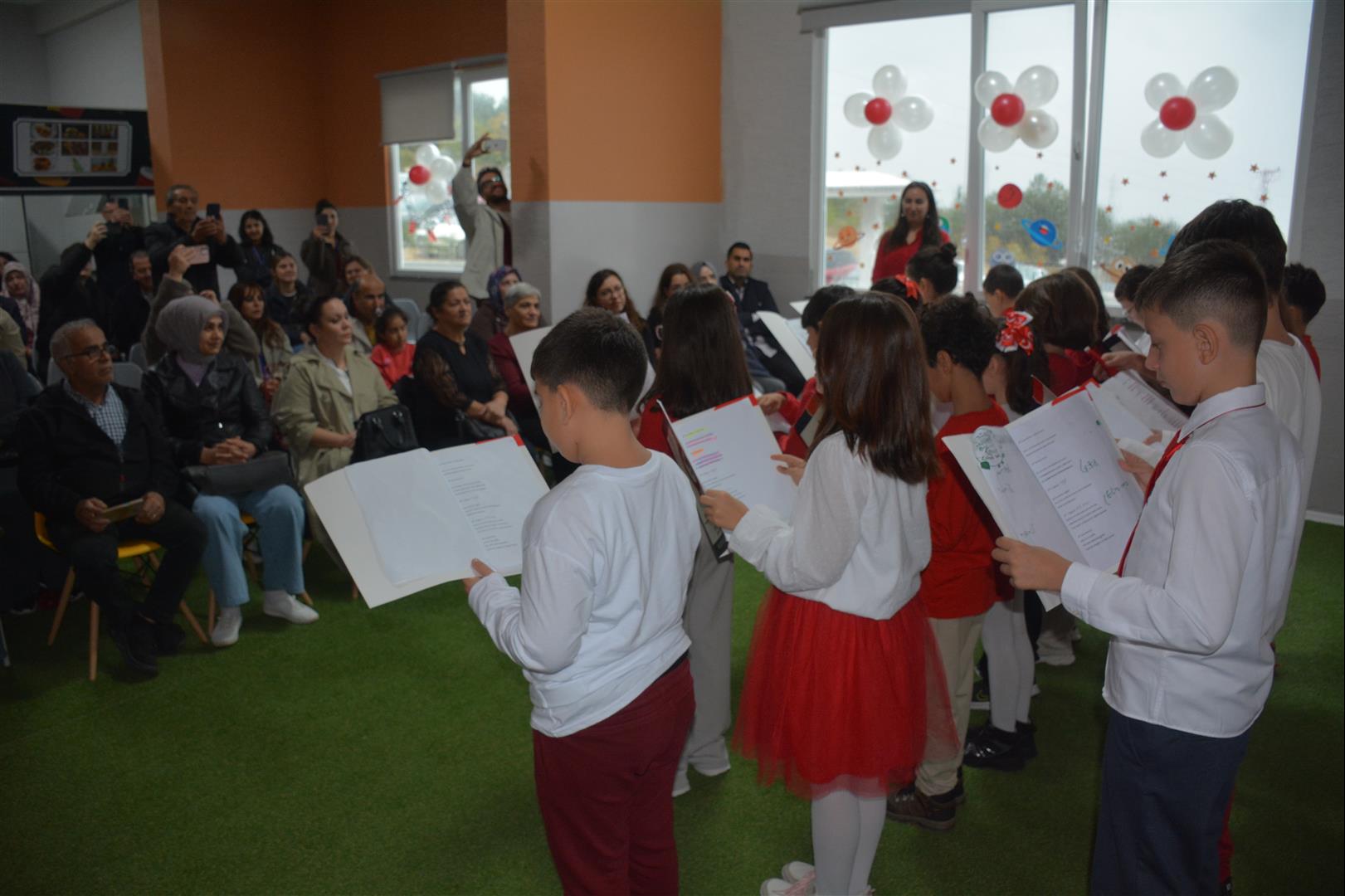 ( 1. Sayfa) Açı Koleji’nde Coşku Dolu 29 Ekim Kutlaması 4486