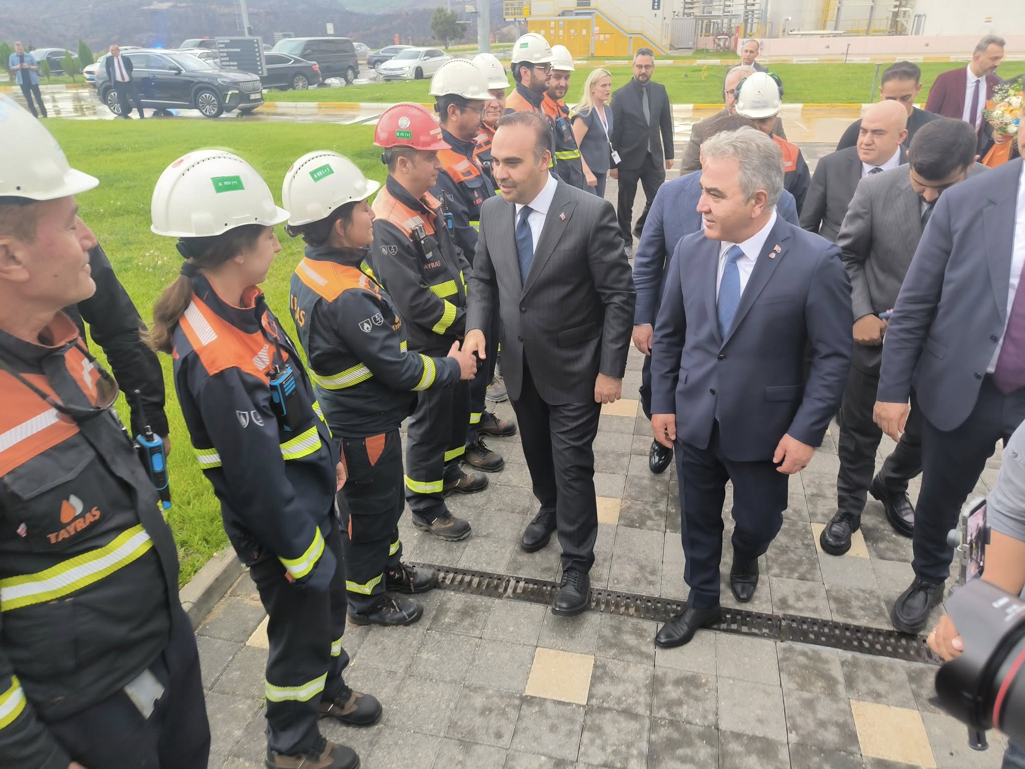 Bakan Kacırdan Tayraş Baz Yağ Rafinerisi’ne Ziyaret 2868