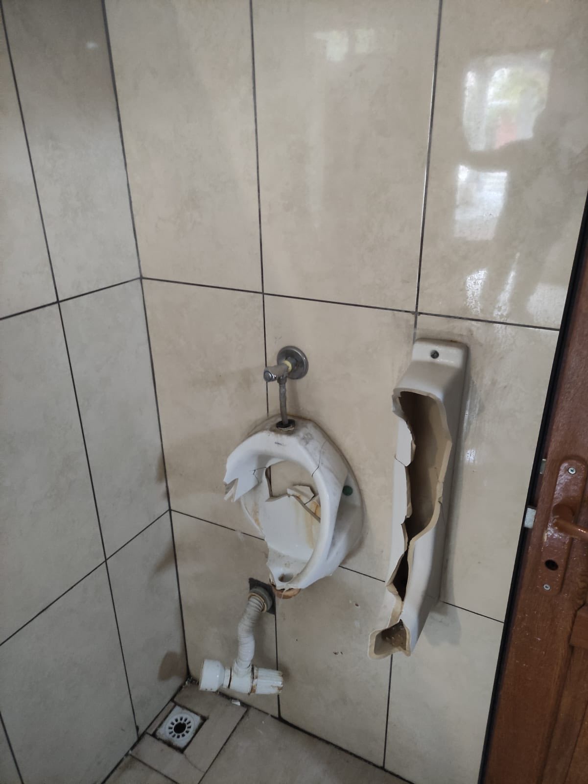 Başkan İsyan Etti Allah Belanızı Versin 4375