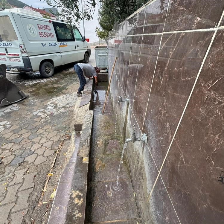 Bayırköy’de Çeşme Ve Çevresi Temizlendi 2700