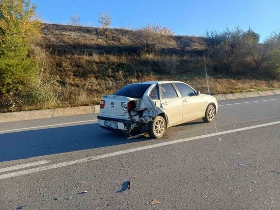 Bilecik Te Cift Tarafli Trafik Kazasi 2 Yarali 4668 (1)