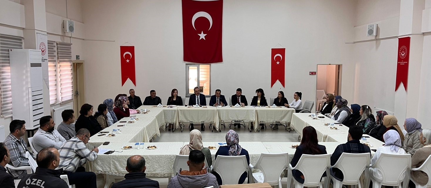Bilecik’te Çocuk Evleri Sitesi Müdürlüğü’nde Anlamlı Buluşma 2755