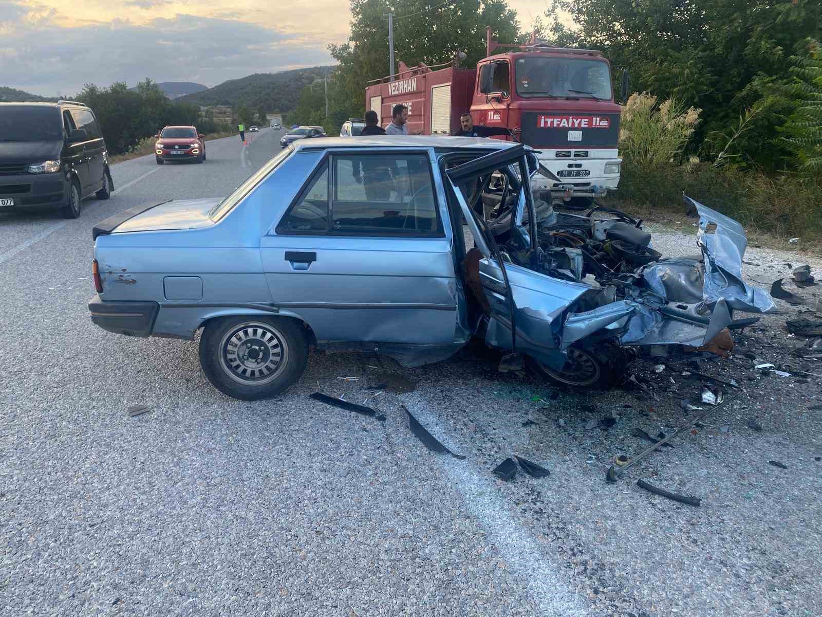 Bilecik’te Trafik Kazası 5 Yaralı 2811