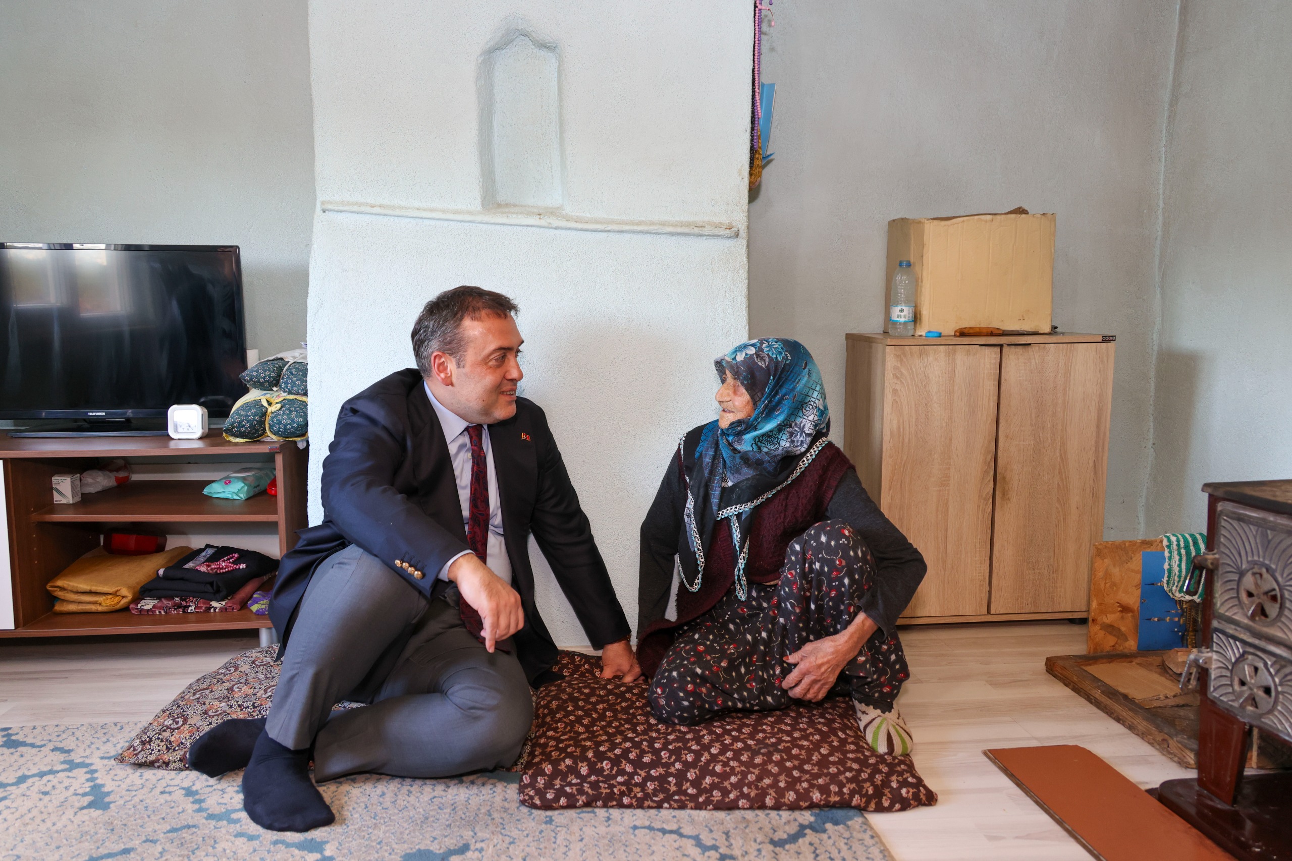 Bir Asra Yakın Emek Ve Sabır Fatma Teyze’nin Hayatına Vefa Ziyareti 2790