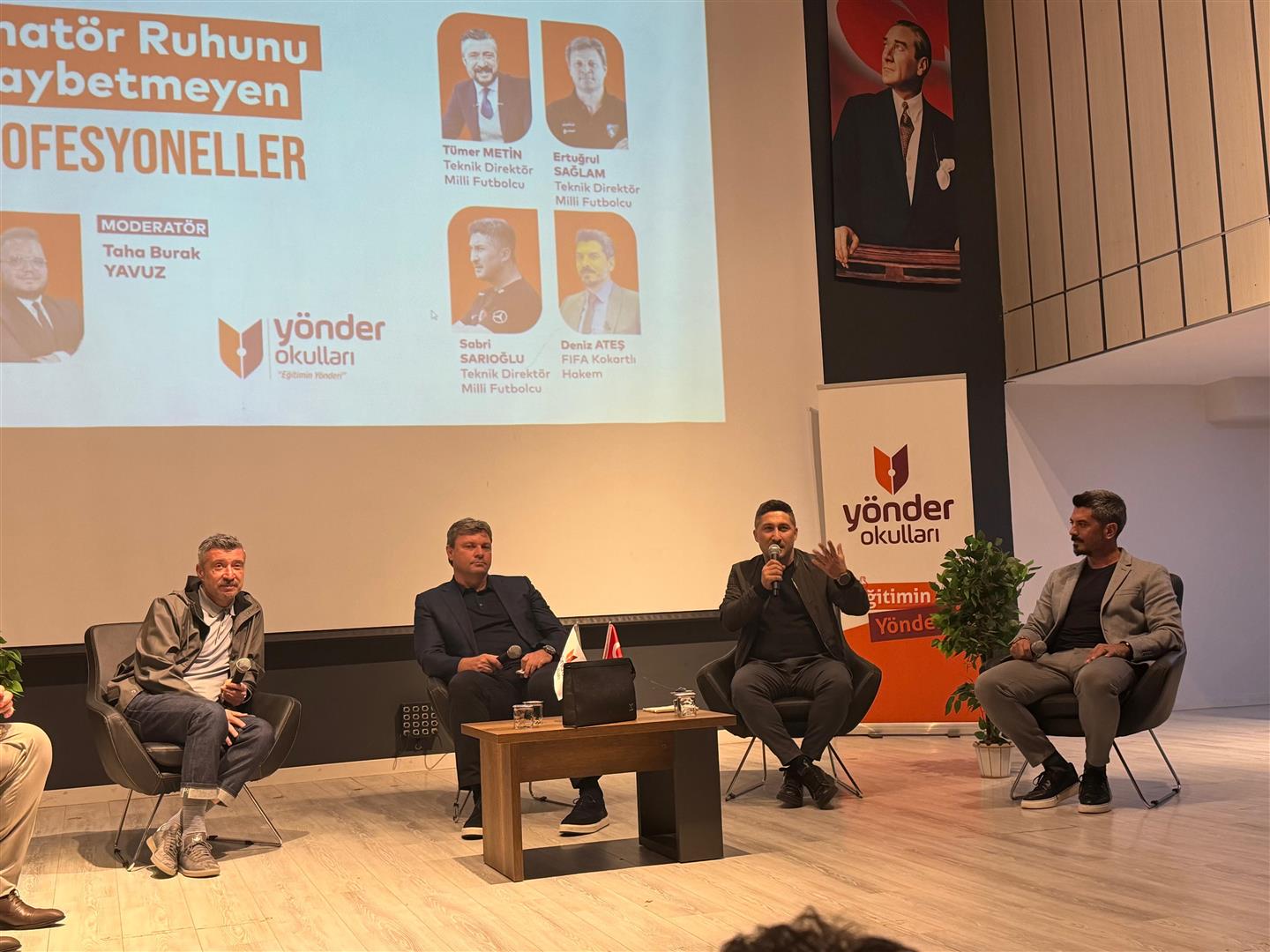 İş İnsani Kazim Yağmur, ‘Amatör Ruhunu Kaybetmeyen Profesyoneller’ Paneli̇ni̇n Onur Konuğu Oldu 4118