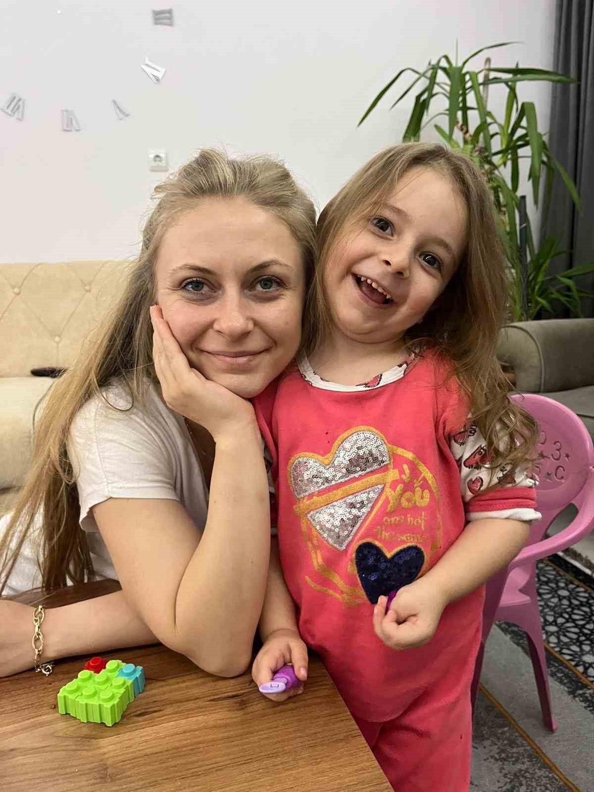 Mahkeme Salonu Karıştı Eşi Ve Çocuğu Ölen, Duruşmada Sinir Krizi Geçirerek Izinsiz Konuşan Acılı Baba Dışarı Atıldı 2770 (1)