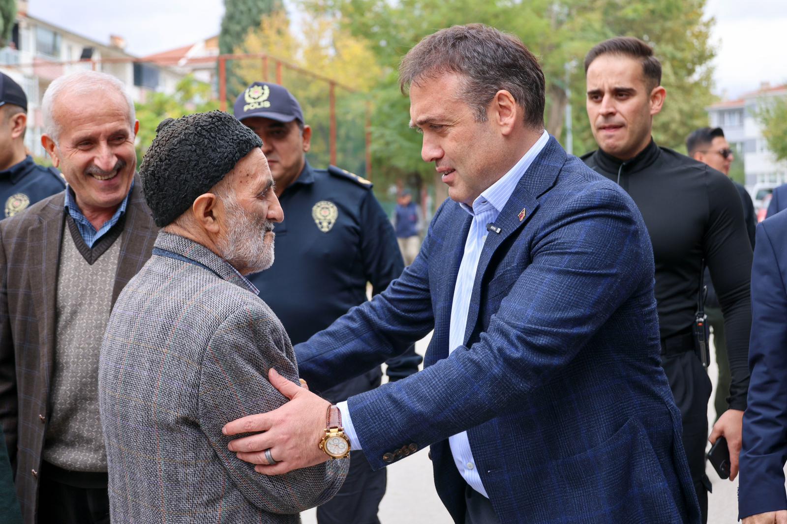 Vali Sözer, Bozüyükte Esnafla Buluştu 3184