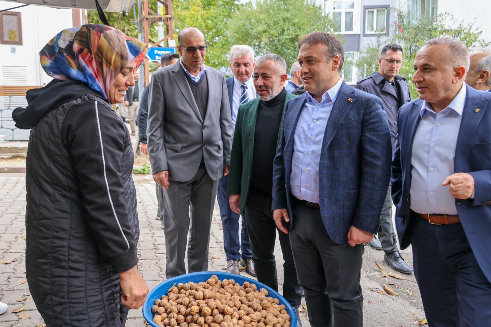 Vali Sözer, Bozüyükte Esnafla Buluştu 3185