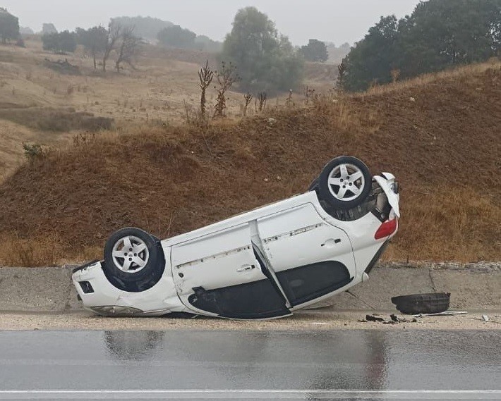 Yağış Kazayı Beraberinde Getirdi 2 Kişi Yaralandı 2705