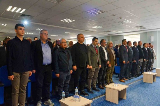 A K A D E M I K Y I L I G U C L U B A S L A D I 5714